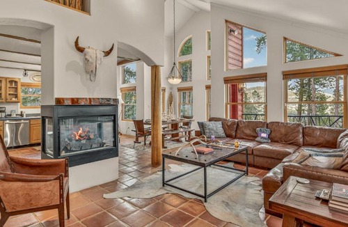 Breckenridge House | Quicksilver Lodge