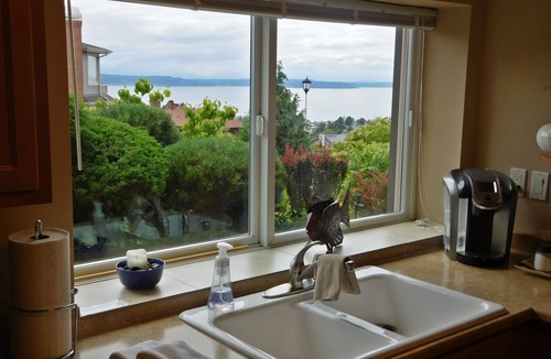 Alki Apartment | Quiet 1200 Sq Ft View Apartment, Near Beach