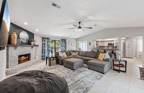 Sanford House | Quiet 3 Bed 2 Bath Retreat