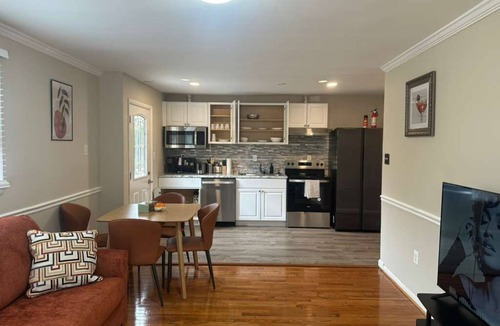 Aspen Hill House | Quiet 3BR/2BA Duplex PetFriendly Sleeps 9, PrivatePatio Workspace & AmpleParking