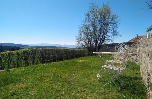 Vernet-la-Varenne Cottage | Quiet, adjoining gîtes with unobstructed views.