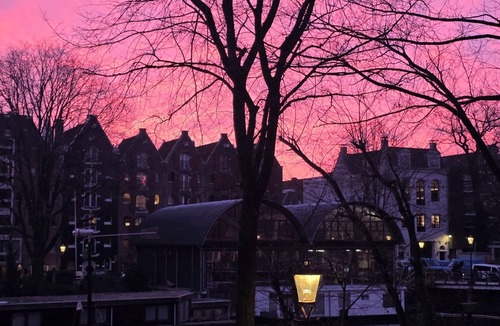 Haarlemmerbuurt Apartment | Quiet and centrally located Canal Apartment