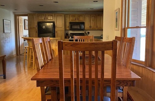 Columbia Falls House | Quiet and Comfortable, 20 mins to GNP/pet friendly