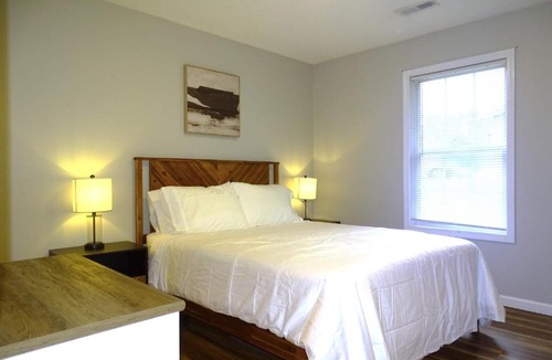 Salem Apartment | Quiet and Comfortable 2 BD Duplex