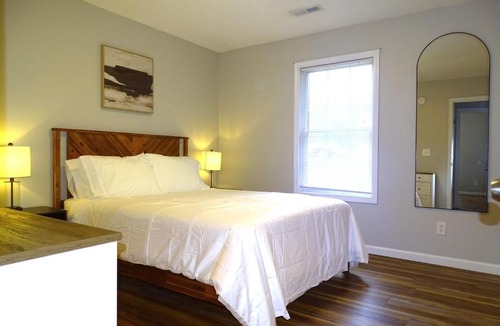 Salem Apartment | Quiet and Comfortable 2 BD Duplex