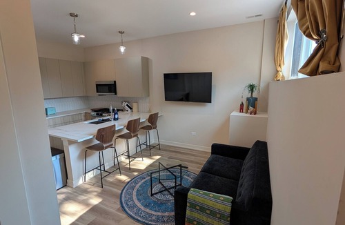 Woodlawn Apartment | Quiet and comfortable 2BR Garden Unit