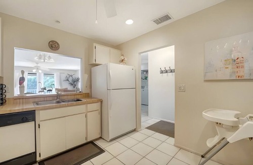 Siesta Key Condo | Quiet and Comfortable Condo Near Turtle Beach on Siesta Key
