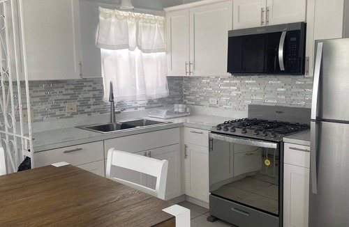 Frederiksted Southeast House | Quiet and cozy 2-bedroom house
