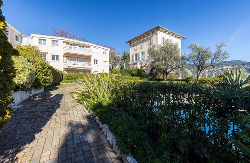 Cimiez Apartment | Quiet and open view, 1 Bdr with Swimming Pool & Garage