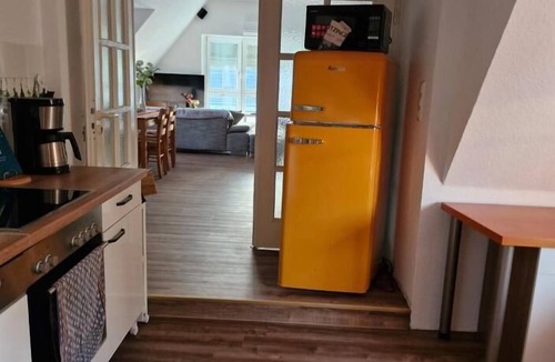 Kitzingen Apartment | Quiet apartment (82 m2) with balcony and parking space