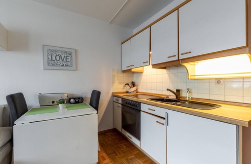 Munchen District Apartment | Quiet apartment, bright and clean