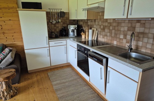 Außerweerberg Apartment | Quiet apartment right on the edge of the forest with its own garden (pool/ski slope)