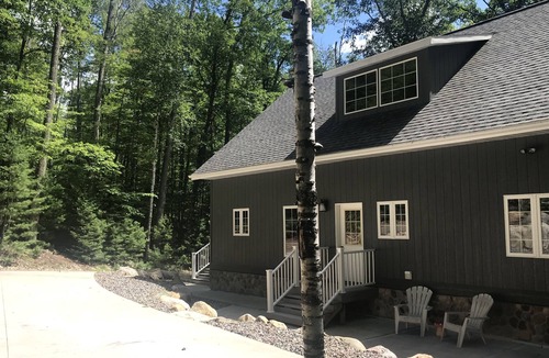 Eagle River House | Quiet bay on Catfish Lake.