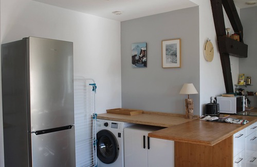 Aix-les-Bains City Center Apartment | Quiet, bright apartment, 400 metres from the town center, with parking lot