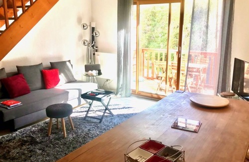 Valberg Apartment | Quiet, central duplex