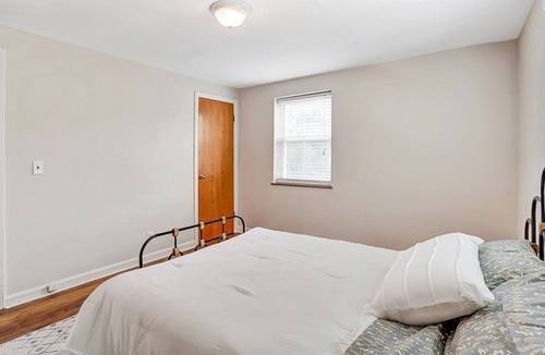 Cincinnati Apartment | Quiet Cincinnati Home Near Hospitals, Zoo and Universities