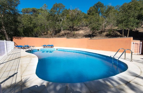 Lloret de Mar Villa | Quiet, comfortable and intimate villa. Pool, chillout, living, 8 rooms, 6 baths