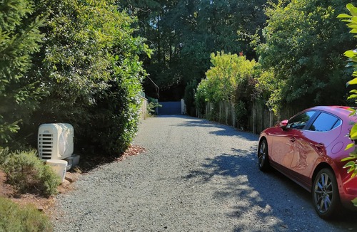 Saint-Saturnin House | Quiet, comfortable house 15 km from the 24-hour Le Mans racetrack.