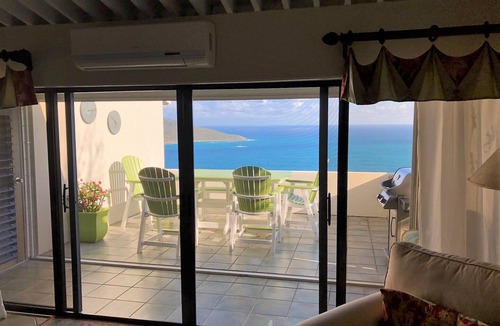 Estate Lovenlund Condo | Quiet & Comfortable 2 Bedroom Condo with Beautiful Panoramic Down Island Views