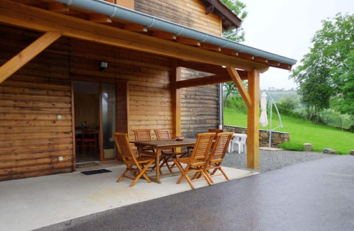 Saint-Cyr-de-Valorges Cottage | Quiet cottage, pets welcome, sheets and cleaning included
