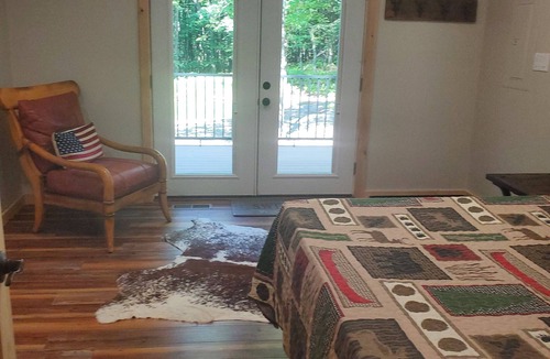 Benton House | Quiet Cozy Private Retreat near Rickett's Glen State Park