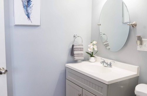 Weequahic House | QUIET & COZY