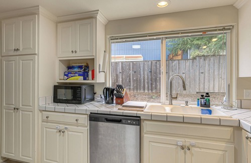 Western House | Quiet Eugene Retreat Near Mount Pisgah & UO Campus