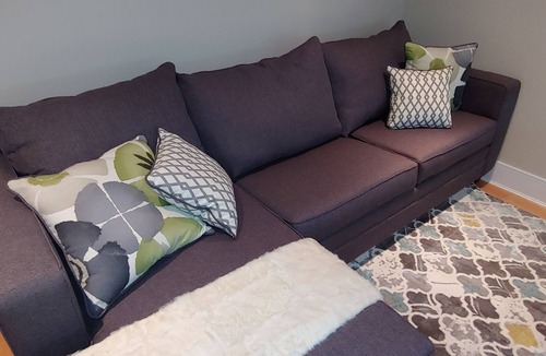Burnaby House | Quiet family friendly duplex in Highgate, Burnaby. New furniture throughout