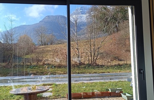 Saint-Vincent-de-Mercuze House | Quiet house 20 minutes from the slopes with Jacuzzi