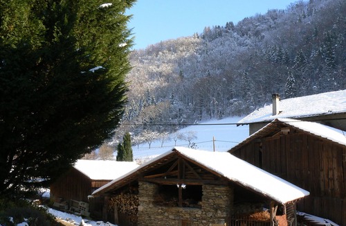 Moretel-de-Mailles House | Quiet hamlet house for nature lovers, hiking, skiing, cycling