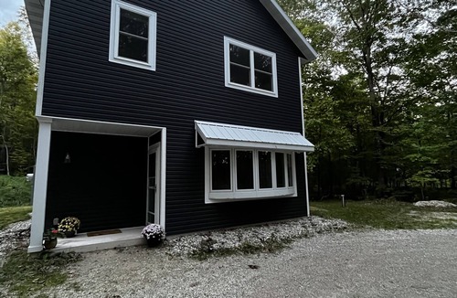 Baileys Harbor House | Quiet Home in the woods