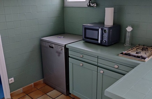 Quimiac Cottage | Quiet house near beach, garden, wifi, pets on request