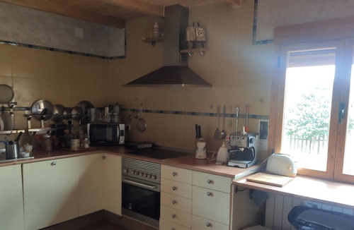 Navarrevisca House | Quiet isolated rural house in Navarrevisca, registration CR-AV-01478.