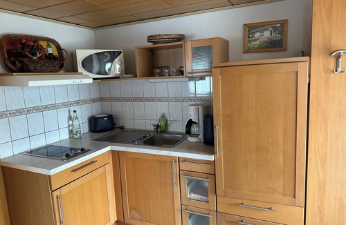 Bad Elster House | Quiet location. Large garden, private terrace and parking lot. Pet friendly