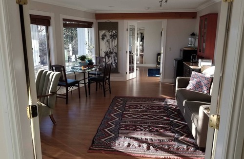 West Kelowna Estates Apartment | Quiet location with stunning view, close to downtown, wineries, beaches