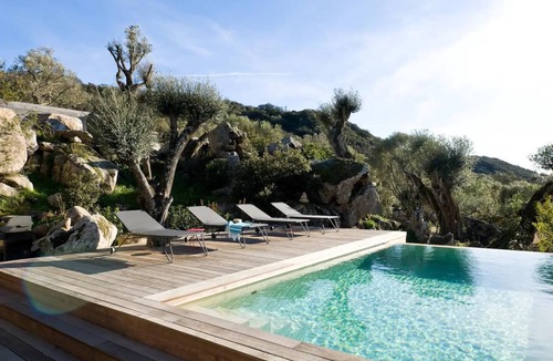 Figari Villa | Quiet Lucia sheepfold, private heated pool