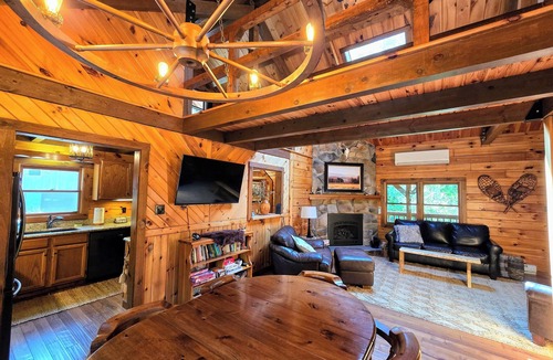 Nisbet House | Quiet Luxury, Surrounded by Nature 5-Star Guest Favorite Near Williamsport, PA