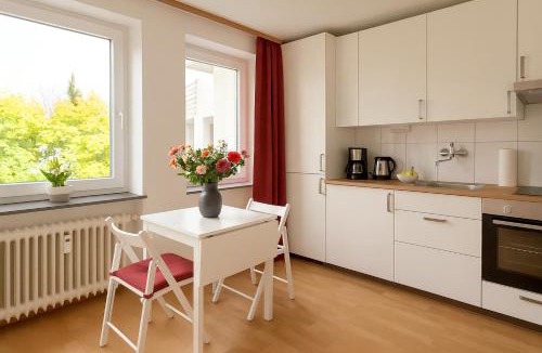Hochzoll-Nord Apartment | Quiet & Modern Studio near Tram & River Lech