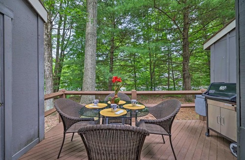 White Haven House | Quiet Mountain Retreat | Lake Harmony | Fireplace