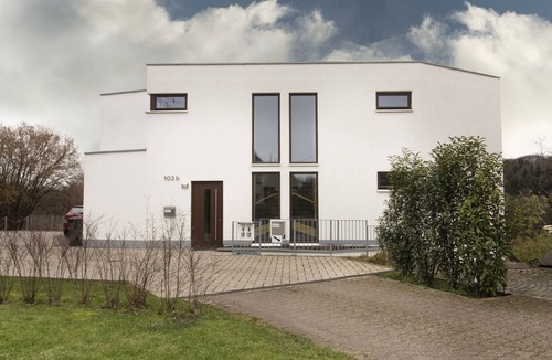 Bergisch Gladbach House | Quiet Nature Near Cologne 1
