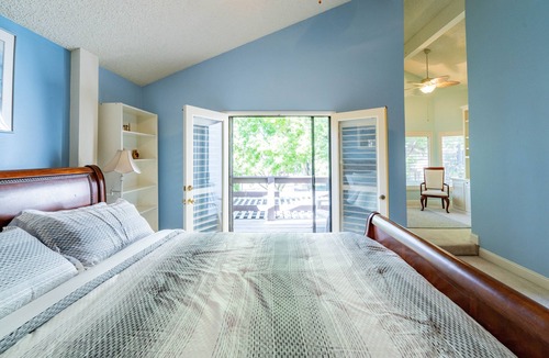 Greenacres House | Quiet Paradise in SW Bakersfield - Extended Stay