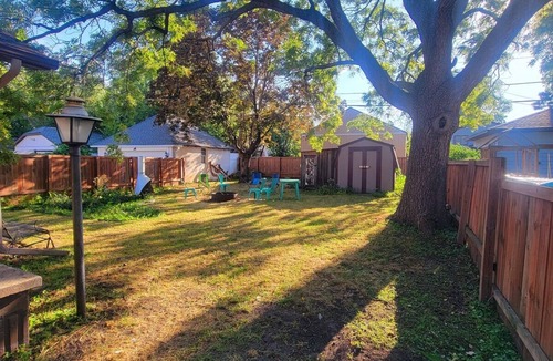 Northeast Minneapolis House | Quiet pet friendly home with fully fenced yard