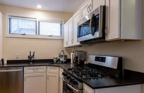 Riverside Apartment | Quiet, private 1 bedroom garden apt near Harvard/MIT, sleeps 4 adults + 1 infant