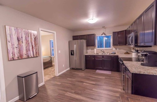 Meadow Lakes House | Quiet & Private! 2BD w/Laundry and Full Kitchen