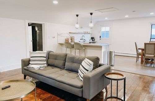 Marshall Other | Quiet, relaxing with beautiful views from the balcony - Near Downtown Marshall✨