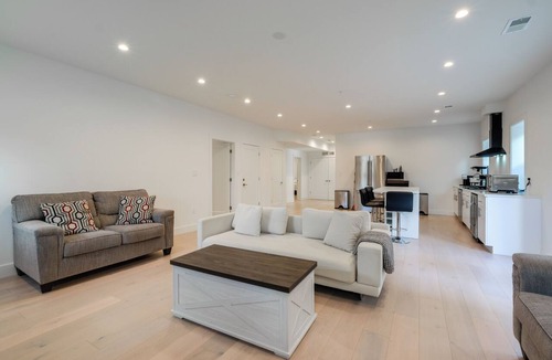 Brightwood Apartment | Quiet & Residential Apt, 7 Mi to National Mall!