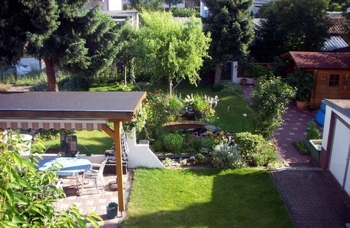 Schwanheim Apartment | Quiet rooms directly in Frankfurt - with many extras