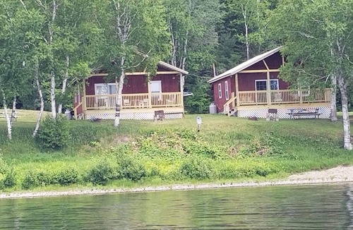Winterville Cabin | Quiet & serene, steps to the water, swimming, fishing, hiking, nature all around
