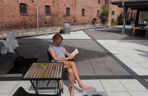 Muritz Apartment | Quiet, spacious and light-flooded apartment/loft with large courtyard garden