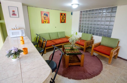 Belisario Quevedo Apartment | Quiet, spacious and quiet apartment in Quito